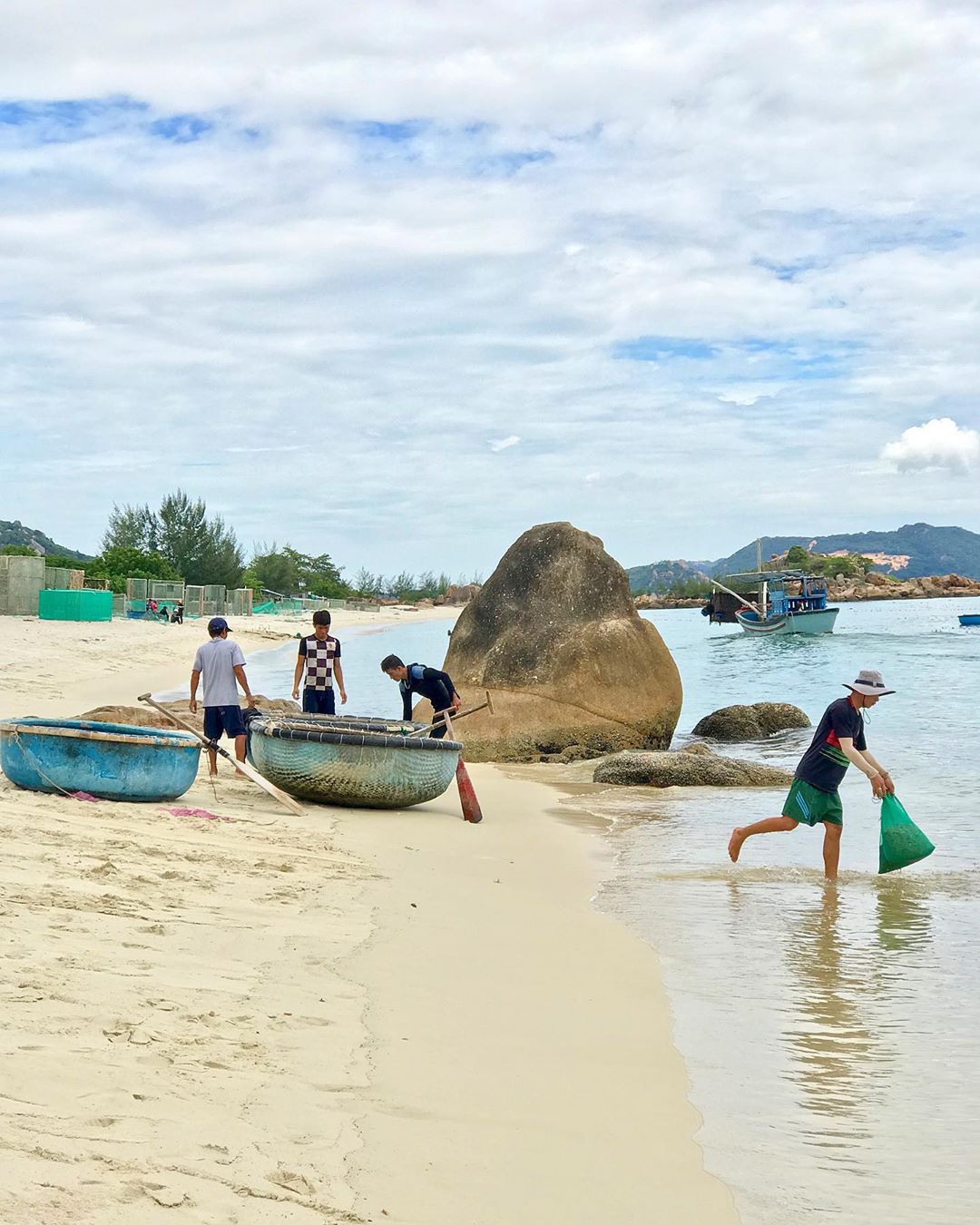 Biển Bình Tiên Ninh Thuận: Kinh nghiệm du lịch phượt ăn chơi A-Z