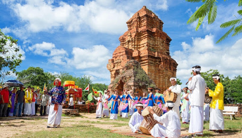 Lễ Hội Kate: Kinh nghiệm du lịch vào dịp lễ của người Chăm Ninh Thuận
