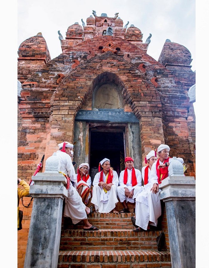 Tháp Pôrômê Ninh Thuận: Kinh nghiệm tham quan, khám phá văn hóa Chăm